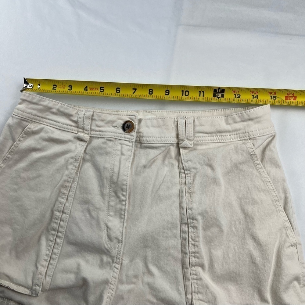 H & M - Women’s Shorts - Khaki - Above the Knee - Size 10 - Picture 10 of 12